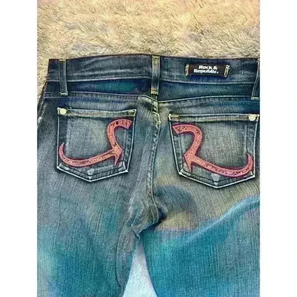 Rock & Republic Denim - Rock & Republic Pink Snakeskin R Pocket Frayed Flare Jeans - size 26